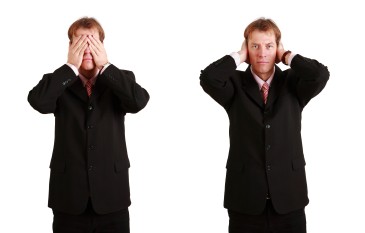 Nichts sehen, nichts hören (wollen)