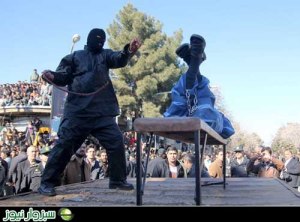 Der Henker holt kräftig aus